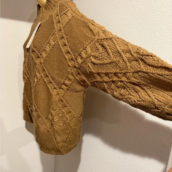 NWT Chunky Knit Sweater in Brown - Picture 5 of 5